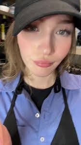 Kelly Banda's Instagram, Twitter & Facebook