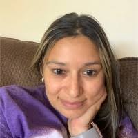 Esther Mckee's Instagram, Twitter & Facebook