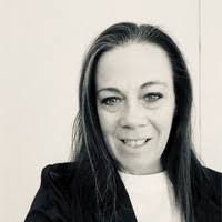 Kendra Cornett's Instagram, Twitter & Facebook