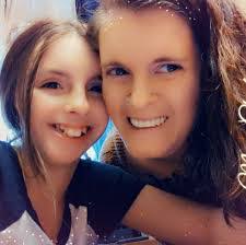 Mindy Beaver's Instagram, Twitter & Facebook