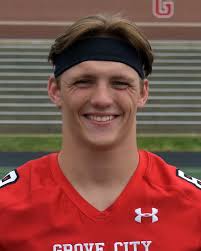 Derrick Lambert's Instagram, Twitter & Facebook