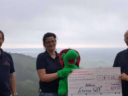 Wir hoffen das video gefällt euch und freuen uns über nette. Traunstein Spendenubergabe An Kreisfeuerwehrverband Zum Abschluss Des Jubilaumsjahres Traunstein