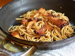 101 judah st (between 46th ave & 47th ave) san francisco, ca 94122 to mash the garlic, use a garlic press or finely mince and then mash the garlic with the flat side of a knife. Chanterelle And Garlic Butter Noodles Recipe Viet World Kitchen
