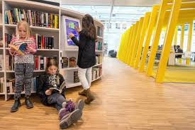 Kista Library Bibliotek Sweden Ebook Discovery Touchscreen Kiosk Biblioteca Escolar Biblioteca Escolares