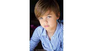 Coupe Cheveux Petit Garcon 2019 Coupe Cheveux Petit Garcon Coiffure Petit Garcon Coupes De Cheveux Garcons