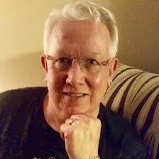 What are the pros and cons of living in Residencial Villas Milu?