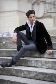 Black And White Photoshoot Ideas Men Great Pose For A Guy Photography Poses For Men Senior Photography Poses Poses For Men