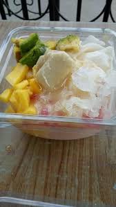 Malah justru menu makananlah yang mendominasi dan menjadi favorit dari segi harga memang bisa dibilang lumayan mahal. Es Teler Durian 56 Home Facebook