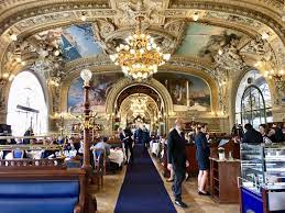 C'est à l'exposition universelle de 1900 que l'on doit ce chef d'oeuvre du second empire au 1er étage de la gare de lyon. Paris S Train Bleu Once Again Worth The Trip Paris Update