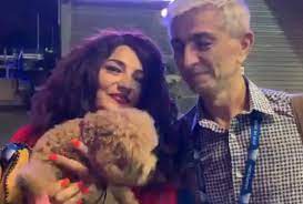 She can't lose with a boss lady mom like that supporting her lol. Lovely Quick Chat With Andreescu S Mother Maria Father Nicu And Dog Coco Tennis Tonic News Predictions H2h Live Scores Stats