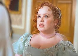 The way her face brightens when he sees her or dances with her 🥲