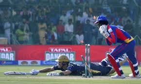Quetta are well poised for a big score at the halfway mark of their innings shadab khan to rilee rossouw, 1 run over 7: Azam Khan Steers Gladiators To Victory Over Kings In Pakistan Super League Gulftoday