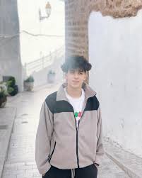 Omar Braik (@omar_braik__) • Instagram photos and videos