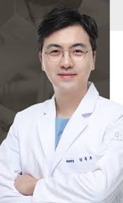 Доктор Кан Донг Хо