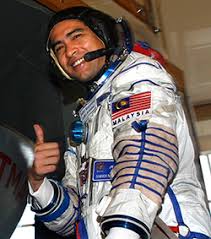 Dr sheikh muszaphar shukor the famed malaysian astronaut will be representing cyberjaya university college of medical sciences at the the fair to be held at the kuala lumpur convention centre seeks to expose students to various higher education options. A Muslim Astronaut S Dilemma How To Face The Qibla From Space The Islamic Workplace