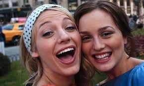 Idk abt you but I wish Serena and Blair weren't always switching from bffs  to rivals all the time. When they were friends their friendship was so  sweet and genuine. ❤️❤️ :