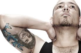 High voltage tattoo is a graphic perspective on today's global tattoo culture by kat von d, star of the learning channel's l.a. Kat Von D High Voltage Tattoo