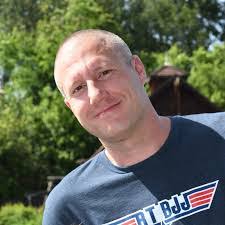 Ashley Kottke's Instagram, Twitter & Facebook