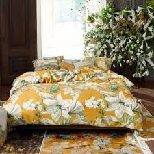 Piumino letto versace blu giallo / blue patchwork trapunta e biancheria di colore bianco su bianco in ferro battuto letto in stile. Lenzuola Matrimoniali 2 Piazze Effetto Copriletto Essenza Rosalee Oro Ebay