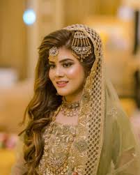 The actress who has been dating producer rocky jaiswal for quite some time now and reportedly, marriage was on the cards for this couple. Hina Khan Knowthys Live To Know
