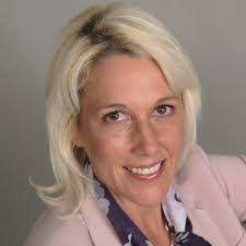 Amy Deberry's Instagram, Twitter & Facebook