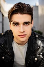 Austin Falk's Instagram, Twitter & Facebook