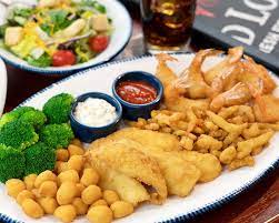 Red Lobster Beat The Tampa Dinner Rush And Treat Yourself To 15 Admiral S Feast Our Take On A Classic Fish Fry Enjoy Walt S Favorite Shrimp Bay Scallops Clam Strips And Wild Caught