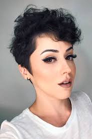 This look is cut to enhance texture with some extra length at the hairline. Short Curly Hair Discover Your Hair Type In Depth Glaminati Com Curly Hair Styles Naturally Short Curly Hair Curly Hair Styles