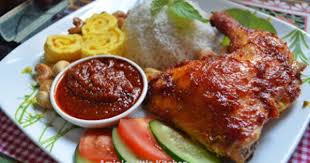 Amie S Little Kitchen Nasi Lemak Ayam Panggang Pedas Madu Nasi Lemak Ayam Panggang Makanan