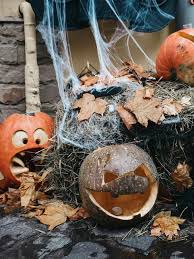 Alice im wunderland als comic. Kurbis Schnitzen Anleitung Fur Den Halloween Kurbis Westwing