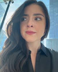 Natalie Renfro's Instagram, Twitter & Facebook