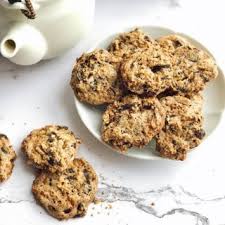 Butter, gula, telur, kuaci, vanilla essence, baking powder, chocolate chip, badam, tepung red rose. Biskut Chocolate Chip Is Rated The Best In 06 2021 Beecost