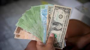 Calculator to convert money in bitcoin (btc) to and from venezuelan bolivar fuerte (vef) using up to date exchange rates. Hiperinflacion En Venezuela El Precio Del Dolar Supera El Millon De Bolivares