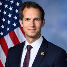 Rep. Jake Auchincloss 🟧 (@RepAuchincloss)