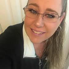 What are some good tattoo artists or shops in the Bennington area?