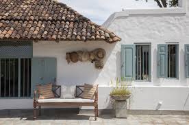 Our goal is 100% satisfaction and we won't settle for less. Stay One Degree On Twitter Charlie S Charming Villa Is Set In An Eight Acre Estate Of Tea Cinnamon Pepper And Fruit Plants We Love The Indoor Outdoor Living Space With A Large Tree Growing