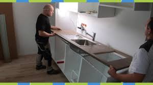 Draw a plan, bring in communications and complete the installation. Ikea Kuche Aufbauen Arbeitsplatten Ausschnitte Spule Einbauen Youtube