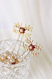 Set Of 2 Boho Wedding Hair Pins Leaf Bridal Hair Pins Gold Etsy Boho Wedding Hair Pin Bridal Hair Pins Handmade Bridal Jewellery