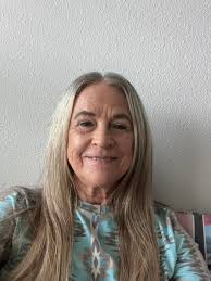 Just moved to Florida. I'm single and need new friends