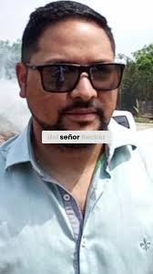 EN EL CEMENTERIO DE ENCARNACIÓN DESTRUYERON UN NICHO Y VENDIERON EL ESPACIO  Un hecho indignante ha salido a la luz en el Cementerio Municipal de  Encarnación. El señor Alberto Milerski denunció públicamente