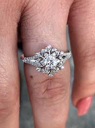 Enchanted Disney Elsa 5 8 Ct T W Diamond Snowflake Engagement Ring In 14k White Gold Zales Snowflake Engagement Ring Engagement Rings Beautiful Jewelry