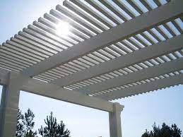 Aluminum Pergola Ideas Modern Pergolas For The Outdoor Area Modern Pergola Aluminum Pergola Patio Remodel
