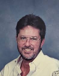 Robert Ulriksen's Instagram, Twitter & Facebook