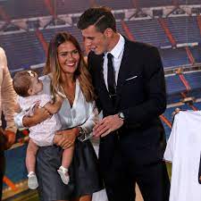 He is a welsh professional footballer who plays as a winger for premier league club tottenham hotspur. Gareth Bale S Wife Grins From Ear To Ear As Her Childhood Sweetheart Becomes World S Most Expensive Footballer Daily Record
