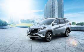 Kindly pm or contact us for more details fb. Comparison Nissan Qashqai Tekna 2018 Vs Toyota Rush 1 5at 2019 Suv Drive