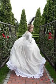 Pin On Fantasy Gowns