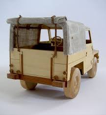 Holzspielzeug kinder holzspielzeug bagger holzspielzeug holzspielzeug selber bauen spielzeug. Land Rover Lightweight Mit Stoffverdeck In 1 12 Holzspielzeug Lkw Holzspielzeug Selber Bauen Spielzeug Traktor