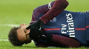 Psg's perfect ligue 1 record is on the line at home to toulouse on saturday but head coach thomas tuchel will be more concerned about neymar and the club confirmed in a brief medical update that neymar has been diagnosed with a right adductor strain, while mbappe has a bruised right shoulder. Psg Real Madrid Neymar To Have Surgery On Injury Paris Saint Germain Confirm As Com