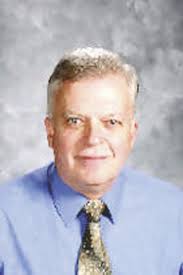 Mitchell's closed campus earns positive reviews