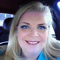 Tina Willard's Instagram, Twitter & Facebook